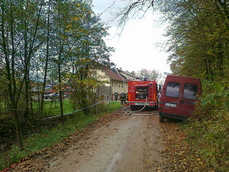 28_10_20132C_Pozar_bloka_28Jablje2C_Grajska29_28729.jpg