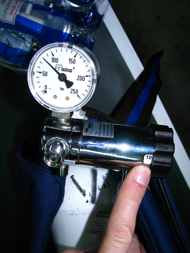 Reducirni ventil; nastavitev pretoka na 10L na min
